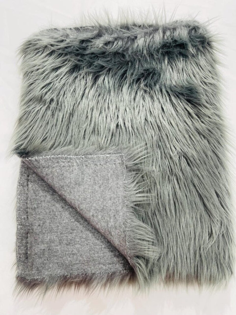 1 Yard Shaggy Vegan Faux Fox Fur Fabric for Crafting Decor and Costumes 58" Width